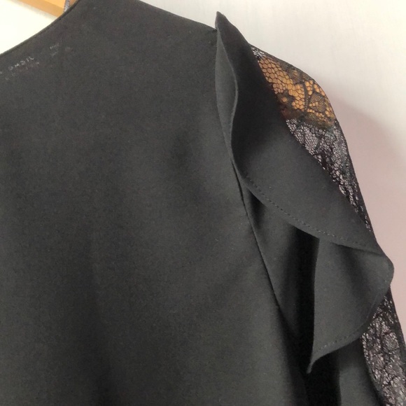 NWT Zara Ruffle and Lace Sleeve Top with F… - Picture 4 of 6